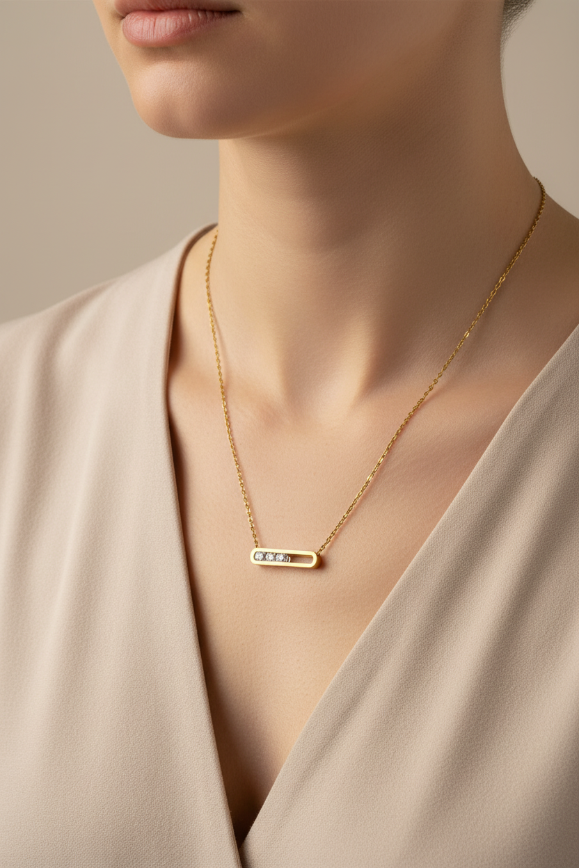Stunning classic design hallow rectangle pendant necklace