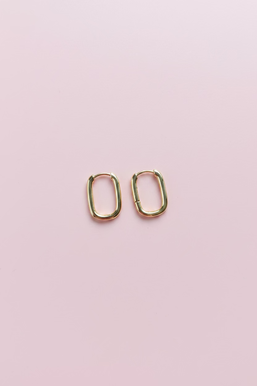Minimalist oval gold hoop earrings