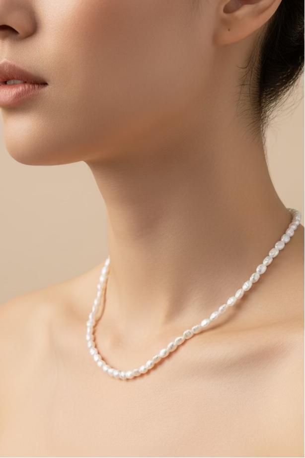 Imitation irregular pearl necklace