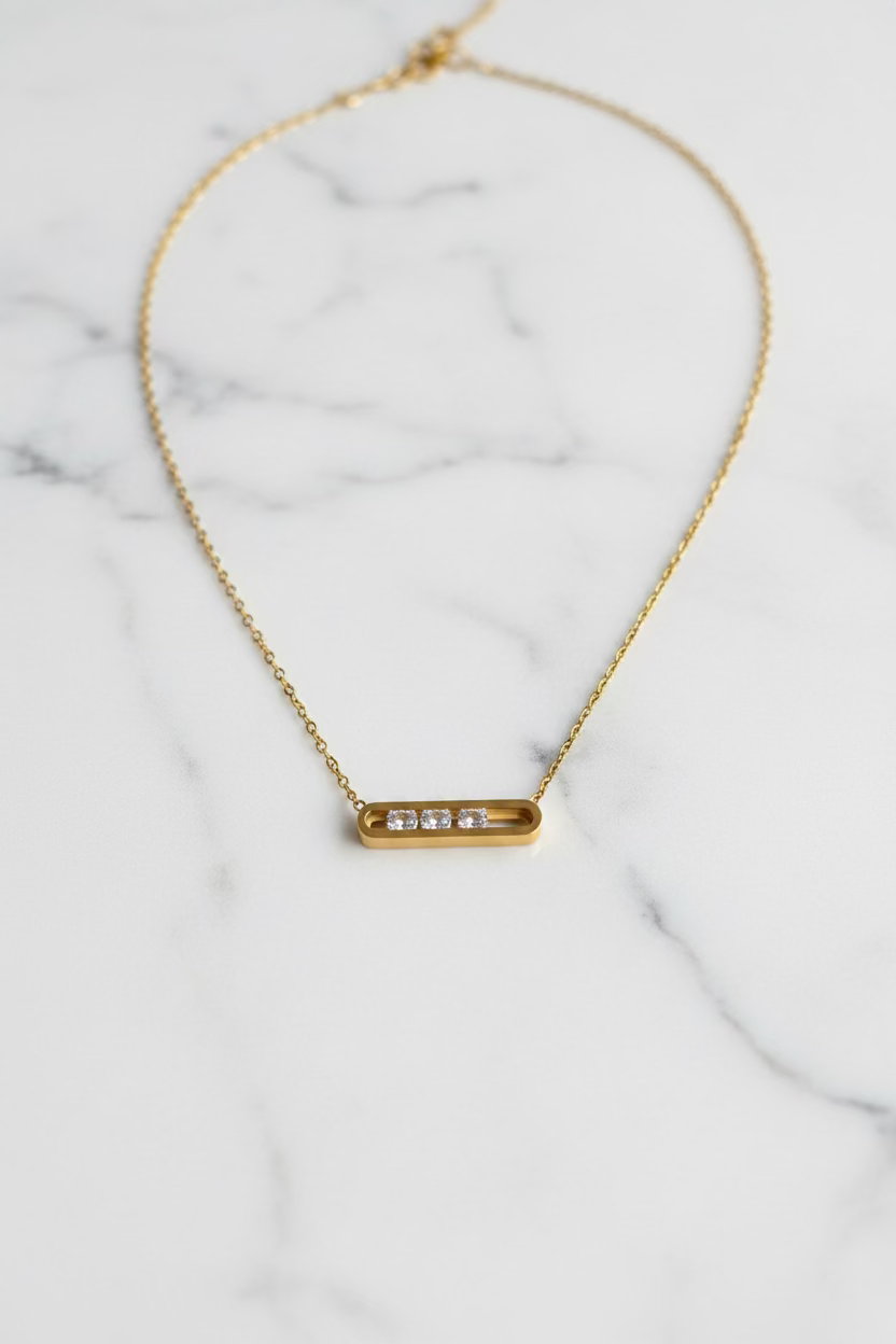 Stunning classic design hallow rectangle pendant necklace