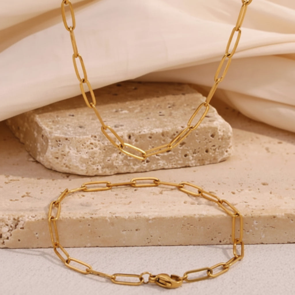 Delicate paperclip bracelet